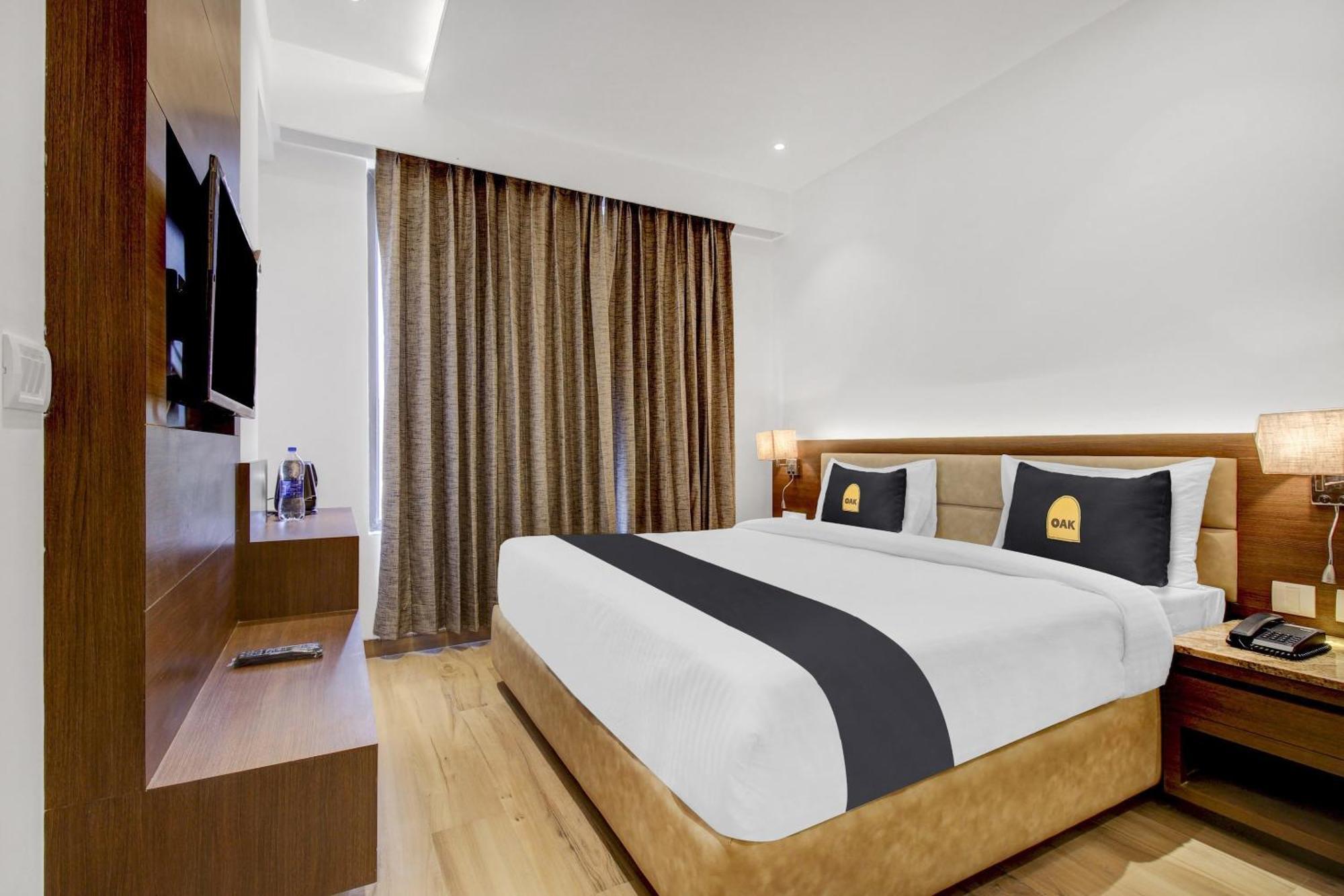 Hotel Super Townhouse Oak Aurelia Grand Lucknow Exterior foto